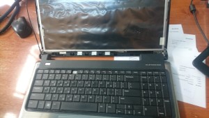 Dell Inspiron 1564 replace screen
